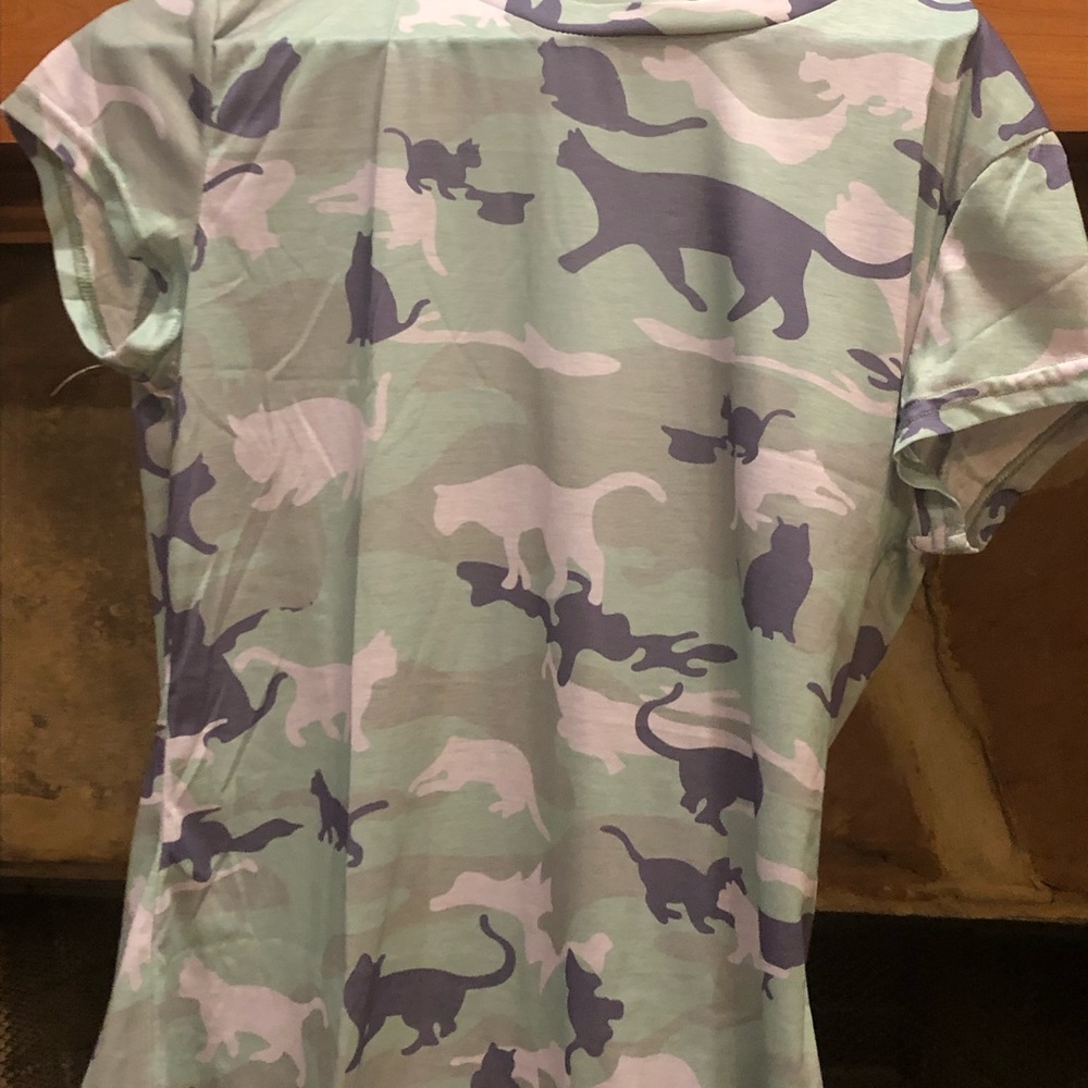 Cat tee!